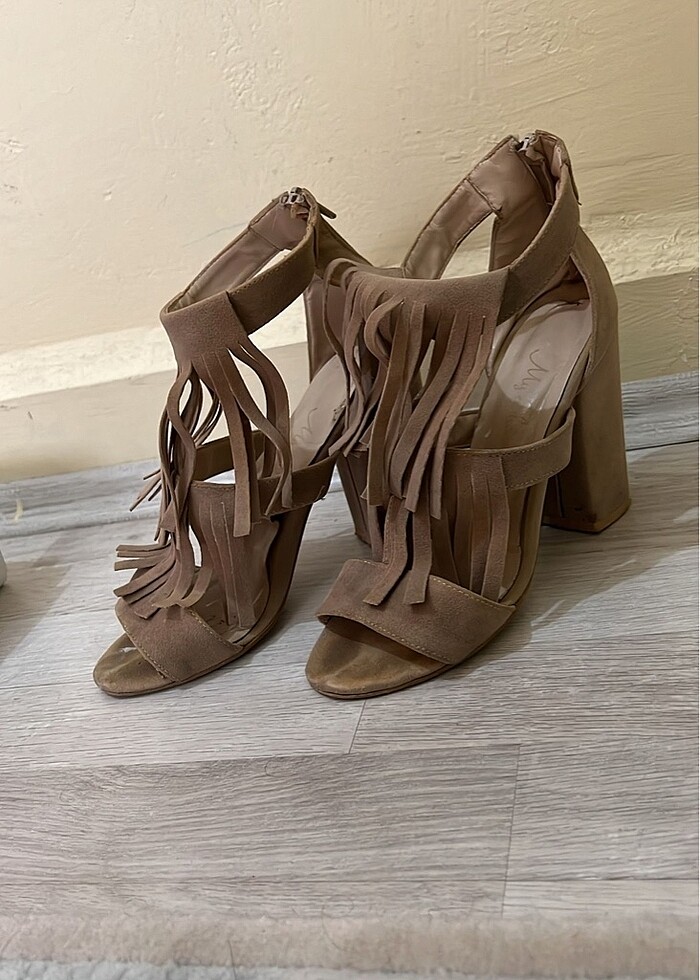 Kadın topuklu ayakkabı - Görsel 3