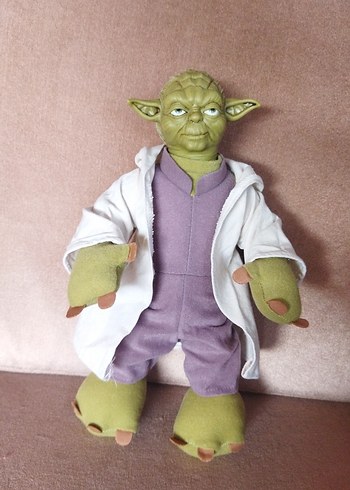 Beden Beyaz Kapüşonlu Yoda Peluş Oyuncak