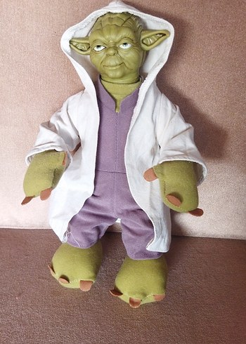 Beyaz Kapüşonlu Yoda Peluş Oyuncak