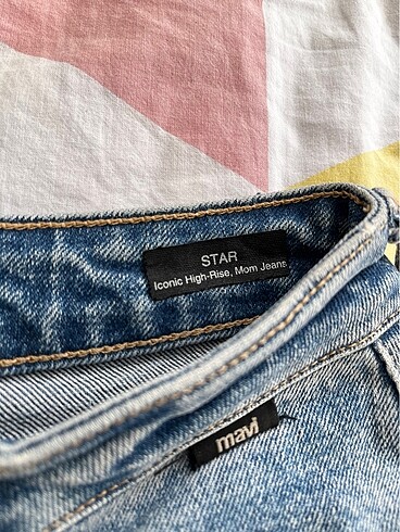 34 Beden mavi Renk Mavi mom jeans