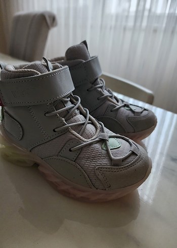 Kız Çocuk Gri Bağcıklı Spor Ayakkabı, bot Vicco Marka - Görsel 2