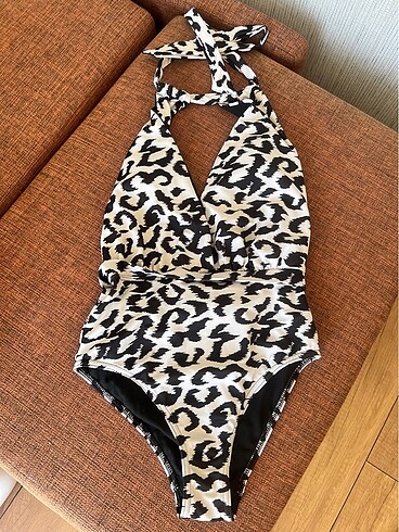Trendyolmilla Leopar Desenli Mayo