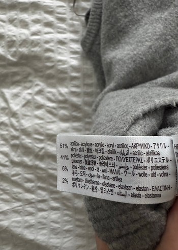 Gri Düğmeli Kısa Kollu Kadın Hırka - Görsel 4