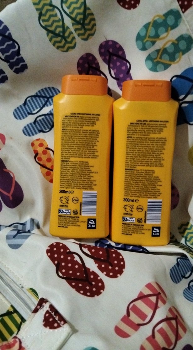 Lacura SPF 30 ve SPF 50+ Nemlendirici Güneş Losyonu - Görsel 4