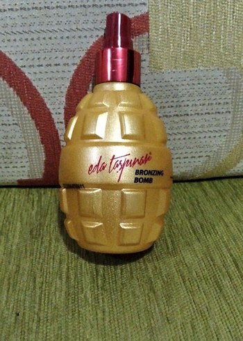 Eda Taşpınar Bronzing Bomb Kadın Parfümü