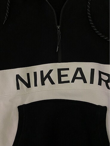 Nike sweatshirt