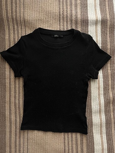 Siyah crop