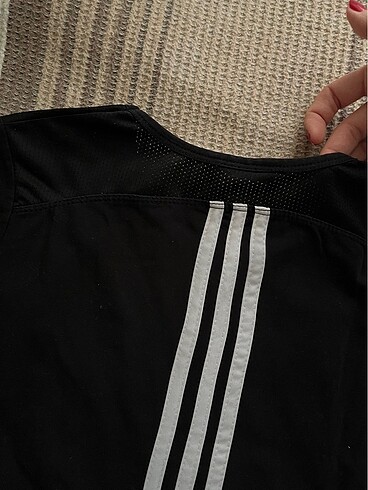 s Beden siyah Renk Adidas tişört
