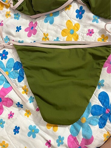 s Beden Sıfır hiç giyilmedi bikini takımı