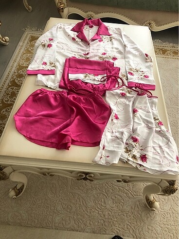Victoria s Secret Saten pijama takımı