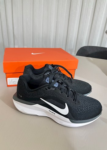 Nike Siyah Spor Ayakkabi 37 Numara Sifir Yeni