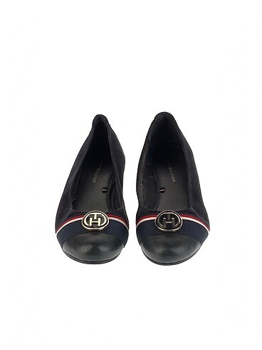 36 Beden Tommy Hilfiger Babet %70 İndirimli.