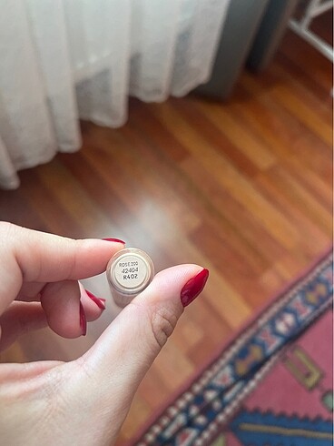 Beden Yves rocher anticernes kapatıcı