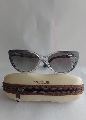 Vogue kedi gözlük 