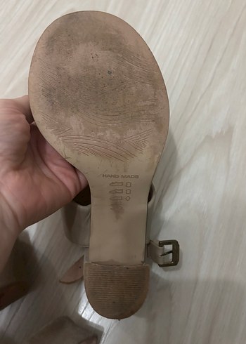 Bej Süet Dolgu Topuklu Kadın Sandalet - Görsel 4