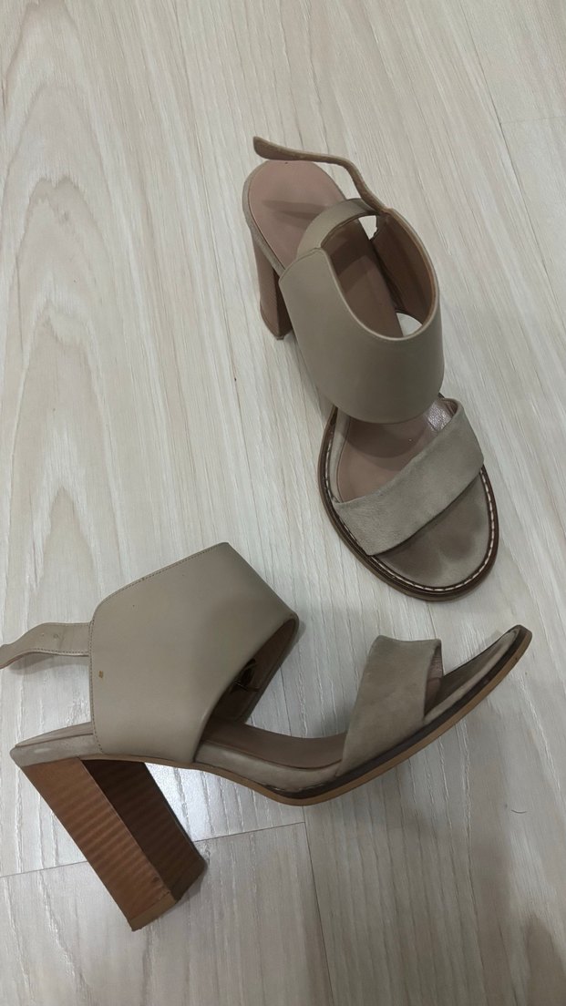 Bej Süet Dolgu Topuklu Kadın Sandalet - Görsel 2