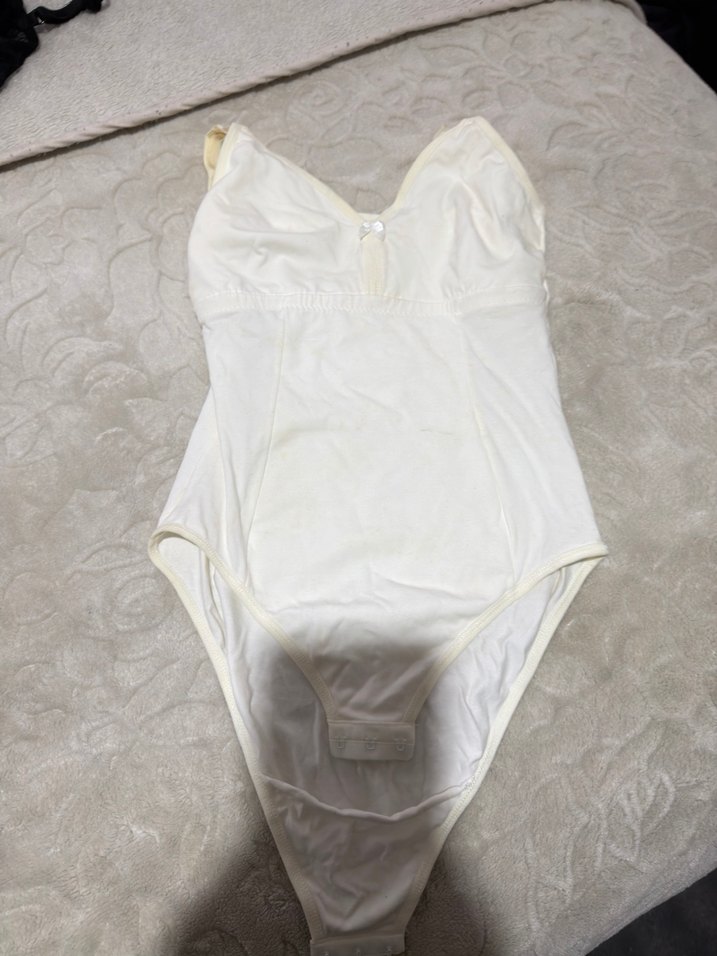 Emzirme atleti zıbınlı hiç kullanılmadı - Görsel 2