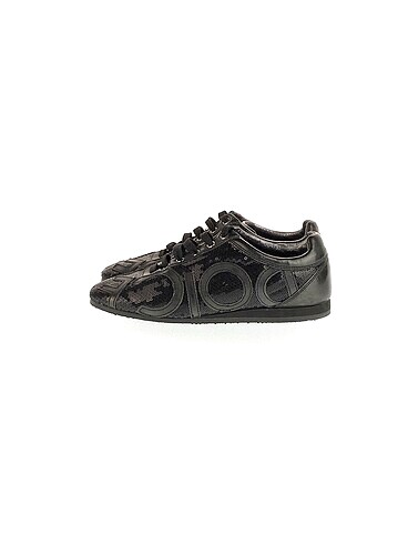 Dolce & Gabbana Spor Ayakkabı %70 İndirimli.