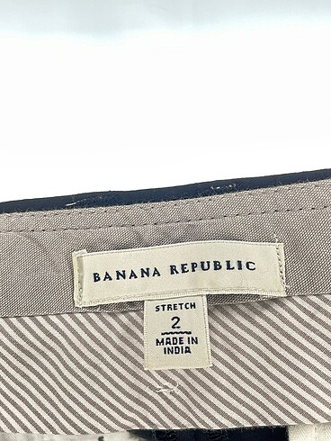 38 Beden siyah Renk Banana Republic Kumaş Pantolon %70 İndirimli.