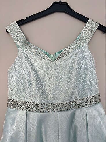 Mezuniyet ya da özel günler için abiye. - Görsel 2