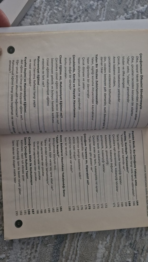 Çocuk Terbiyesinde Doğru Bilinen Yanlışlar Kitabı - Görsel 4