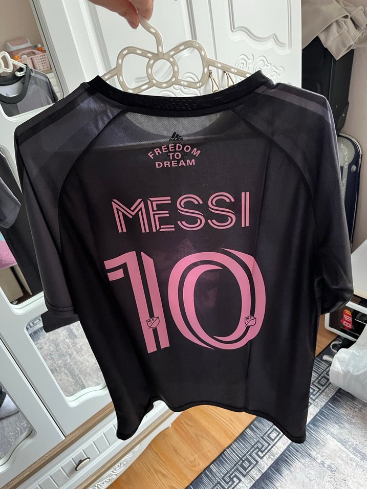 Messi forması hiç giyilmedi - Görsel 3