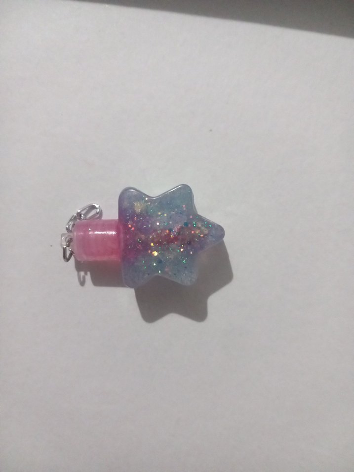 Mavi Parlak Dudak Parlatıcısı - Görsel 3