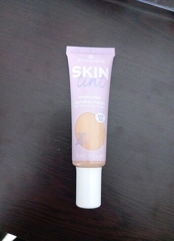 Essence Fondöten