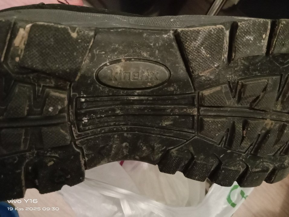 erkek. bot - Görsel 3