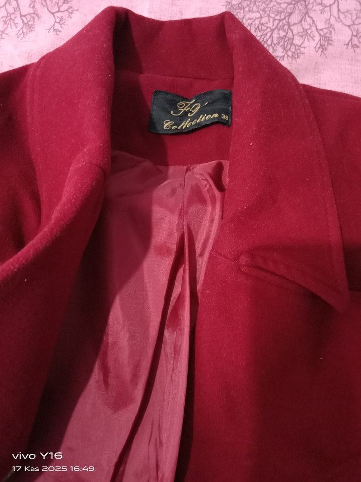 Bordo Düğmeli Kadın Kaban - Görsel 2