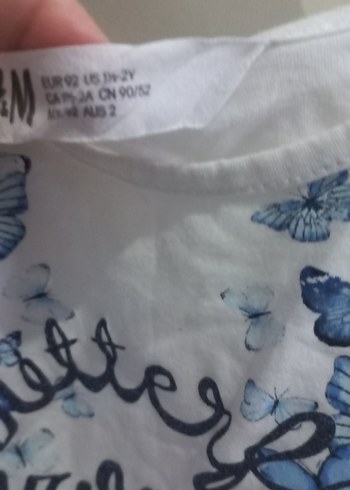 Beyaz Kelebek Baskılı Fırfırlı Kız Tişörtü - Görsel 4