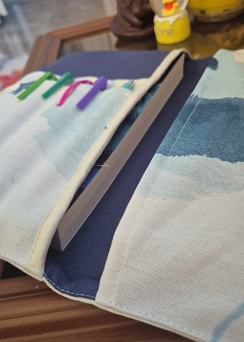 Beden Renk Kitap Kılıfı