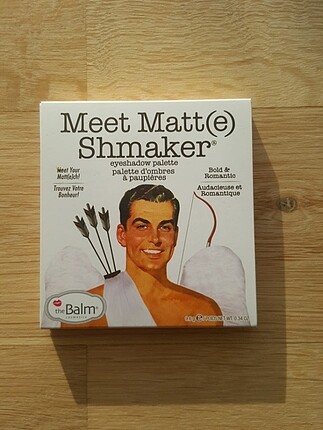 The Balm Meet matte shmaker goz fari seti