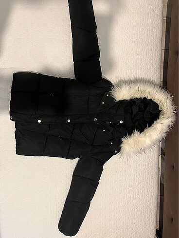 Bershka mont