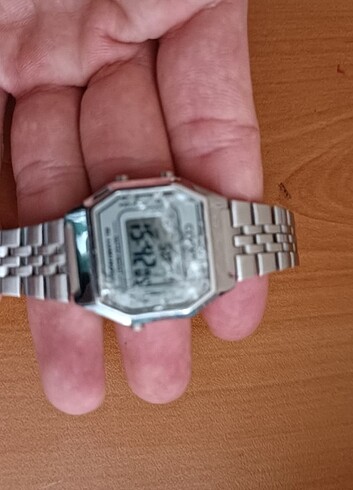 Casio CASİO LA680WA-7 Saat