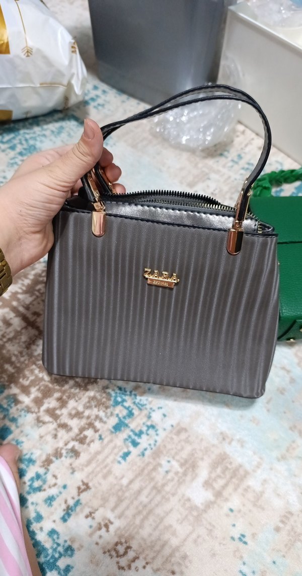 Tokalı Gri Desenli Kadın Çanta - Görsel 4