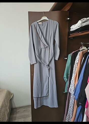 Gri tesettür elbise - Görsel 2