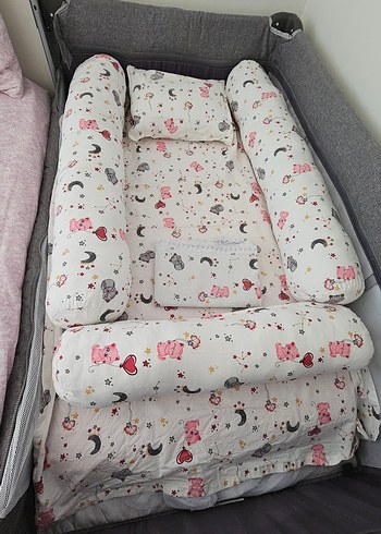 BabyJem Beyaz Baskılı Bebek park beşik Uyku Seti