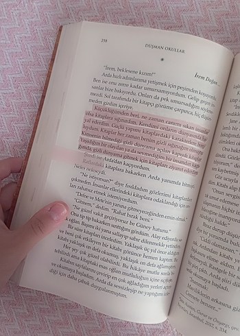  Beden Renk Düşman Okullar Dilara Keskin (3 kitap)