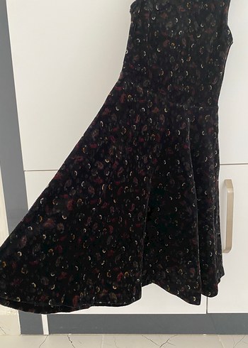 s Beden siyah Renk Siyah Fırfırlı Gotik Midi Elbise