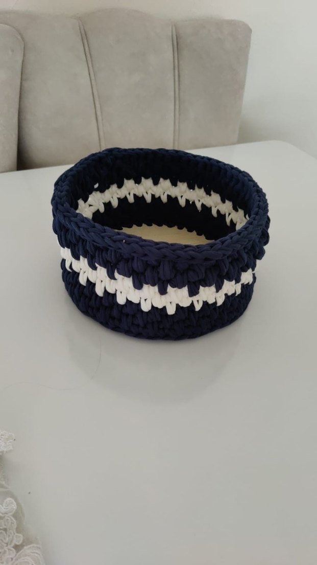 Lacivert Beyaz Örgü Depolama Sepeti - Görsel 2