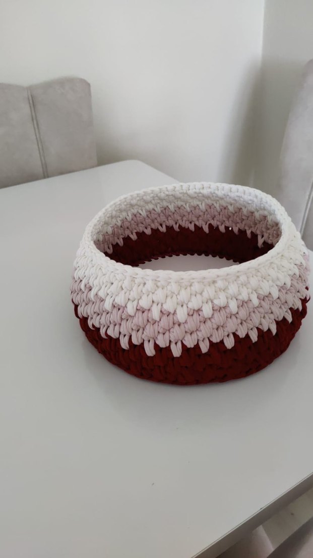 Bordo ve Beyaz Örgü Sepet - Görsel 2