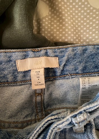 H&M 32