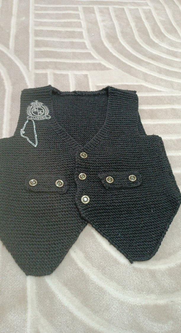 Siyah Erkek Çocuk Örgü Yelek - Görsel 3