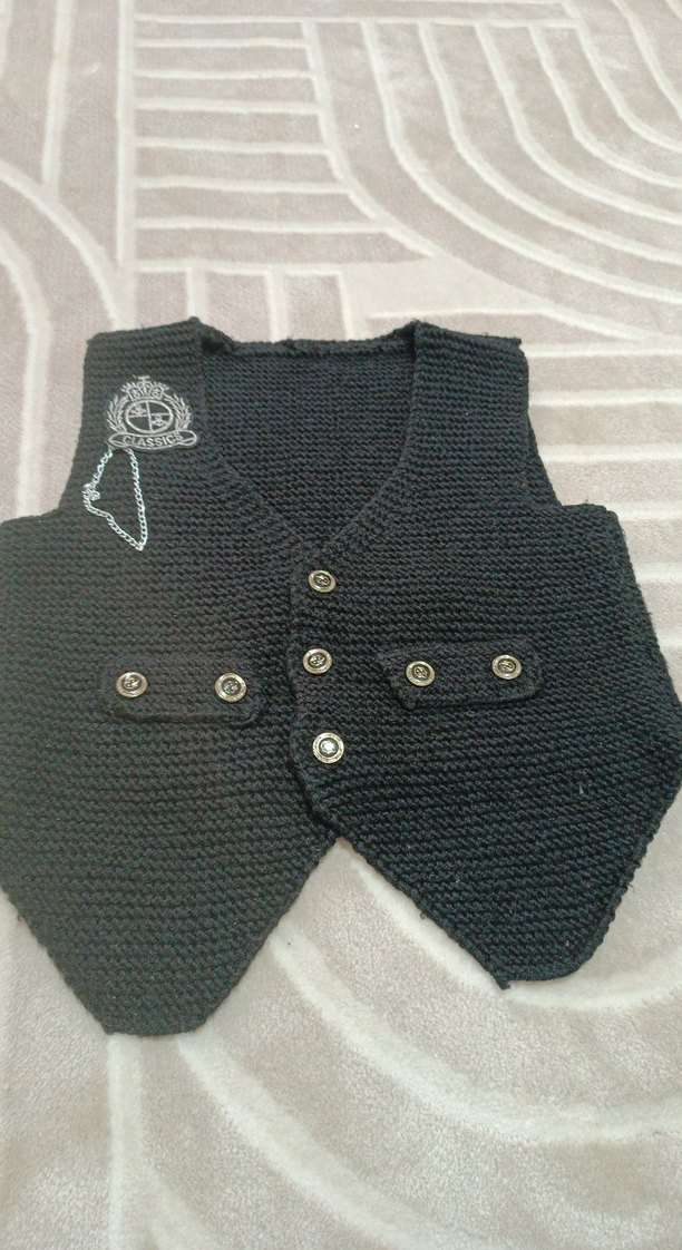 Siyah Erkek Çocuk Örgü Yelek - Görsel 2