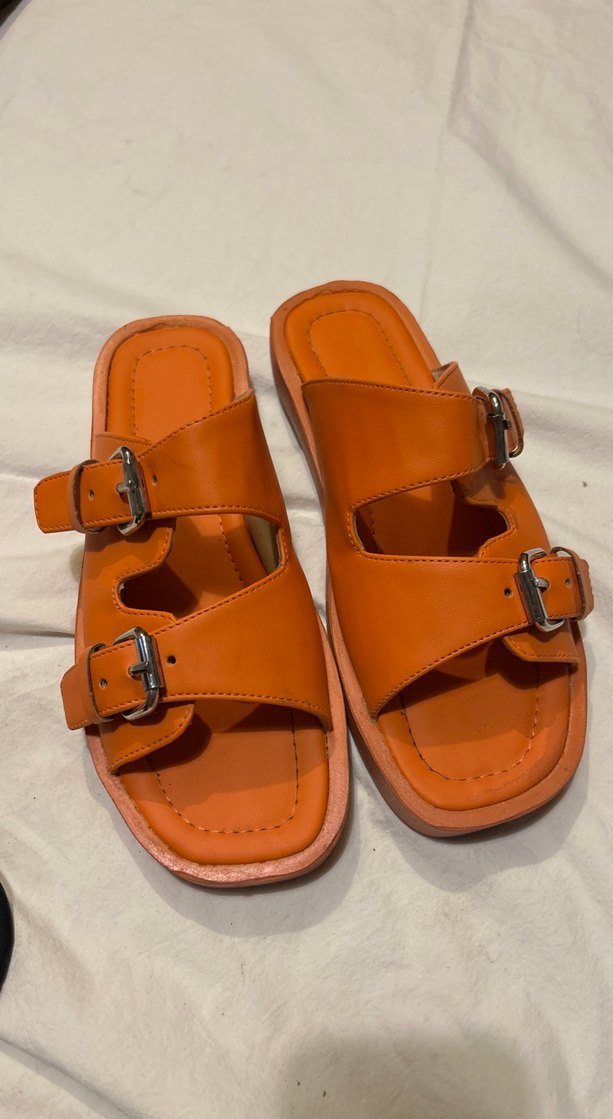 Turuncu terlik - Görsel 1