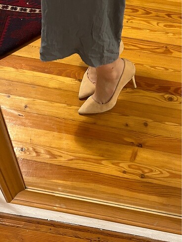 inci Deri stiletto