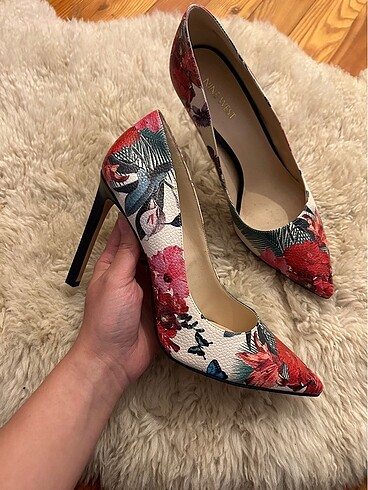 Nine west stiletto
