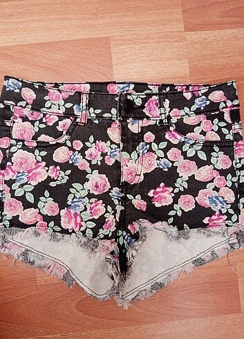32 Beden H&M kot şort 