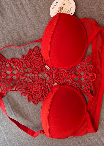 Nakışlı Kırmızı Sütyen - Görsel 2